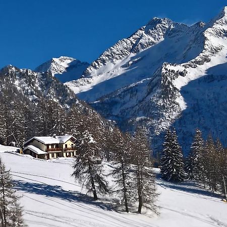 Le Coin Des Melezes - Nature & Trek - Camere In Baita Di Montagna Brusson Buitenkant foto